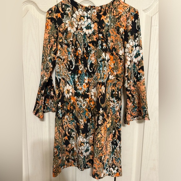 Wayf Dresses & Skirts - WAYF  floral dress size XS NWOT
